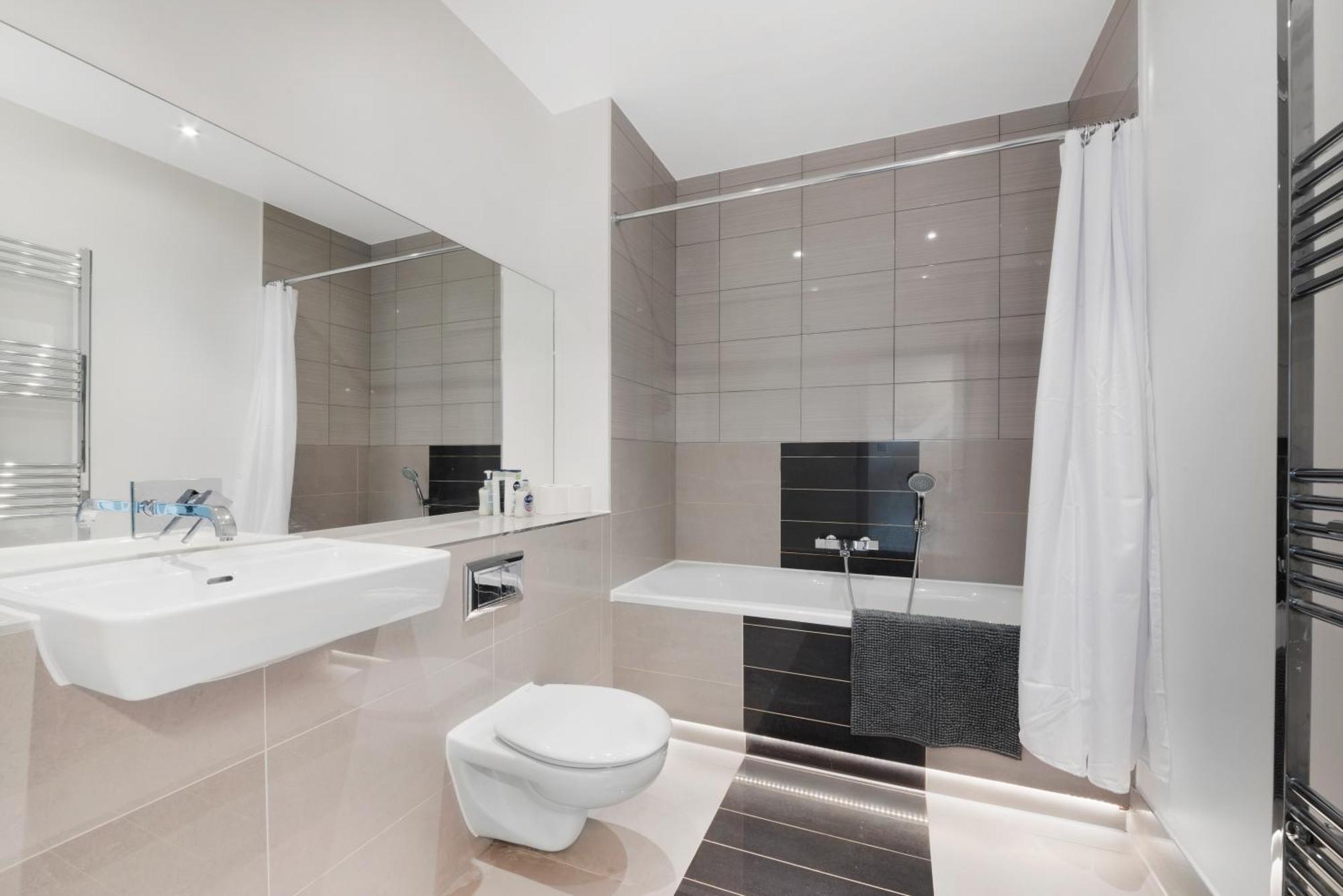 Riverside 2 Bedroom Stratford Londres Exterior foto